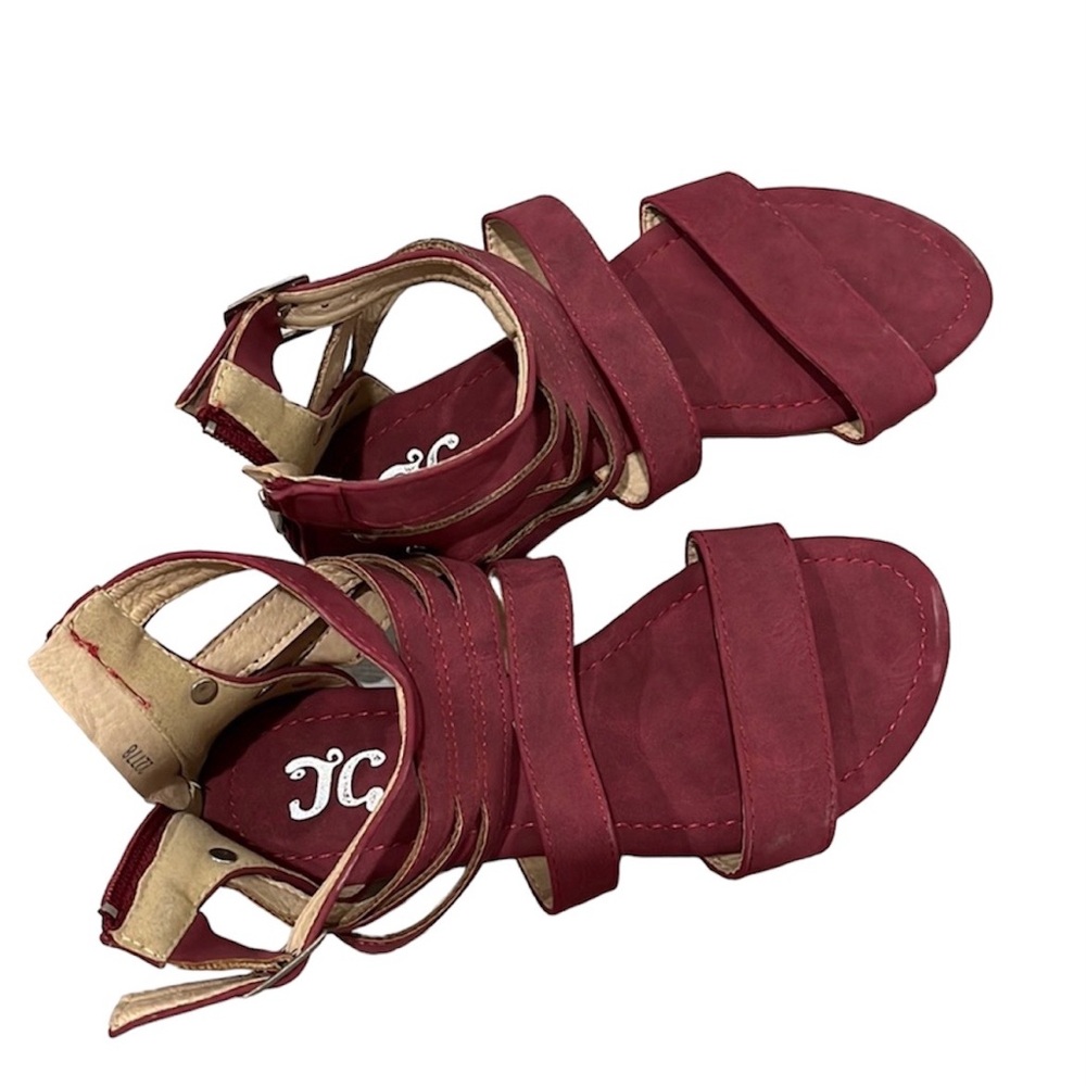 Maroon sandals